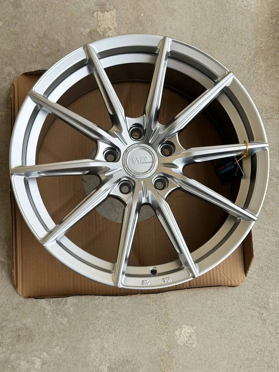 Продажа новых дисков R16, R17, R18 - Колёса и диски (Запчасти) в Иркутск