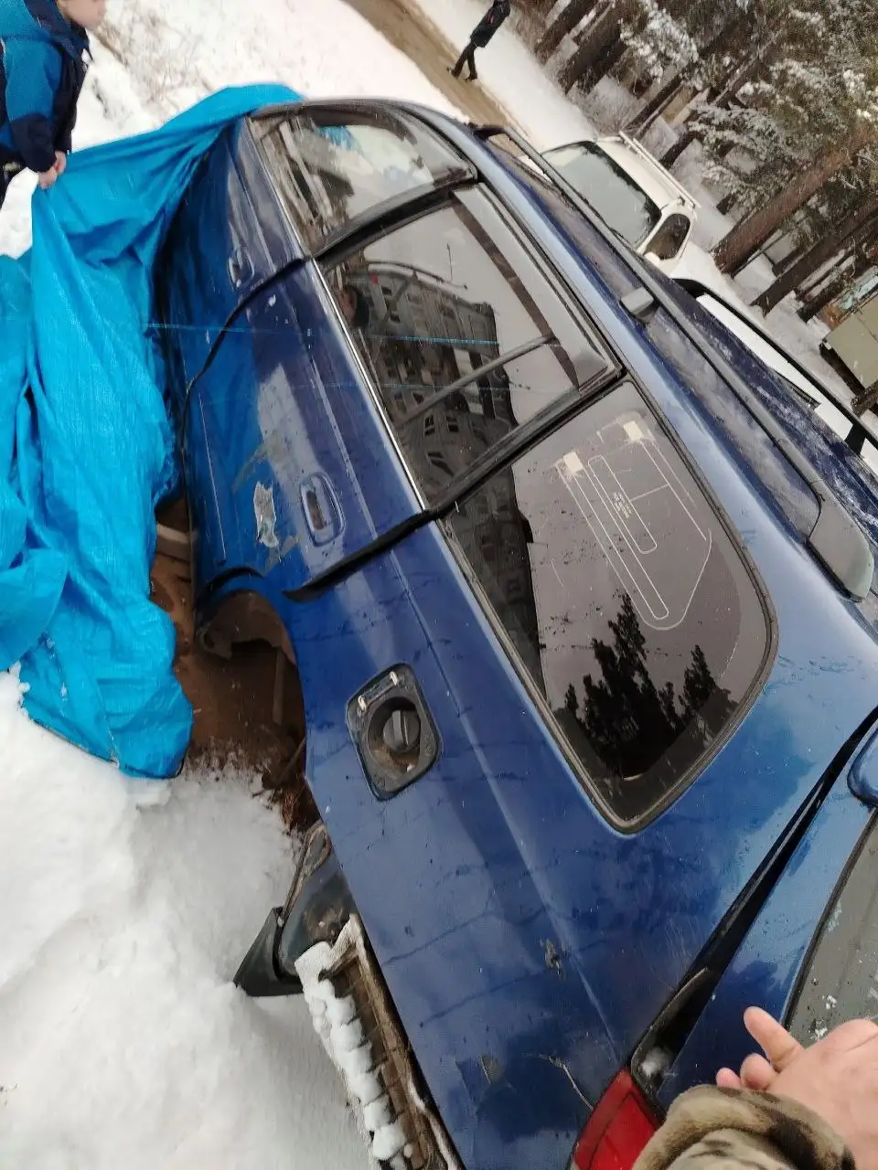 Продам калдину по болтам, морды нет - Кузовные запчасти (Авто) в Иркутск