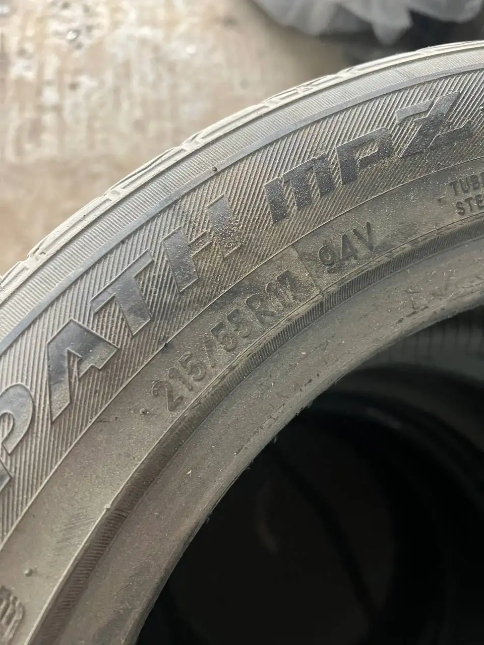 Комплект резины Toyo 19 года 215/55/17 - Шины и диски (Авто) в Иркутск