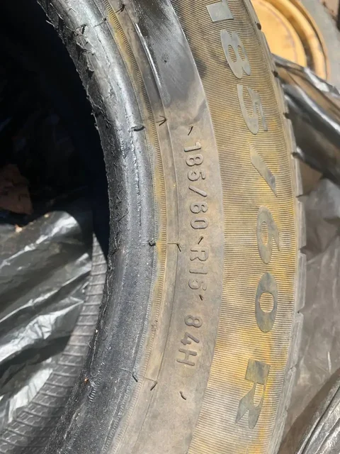 Комплект резины Pirelli сняты с без пробежки - Литые диски в Иркутск