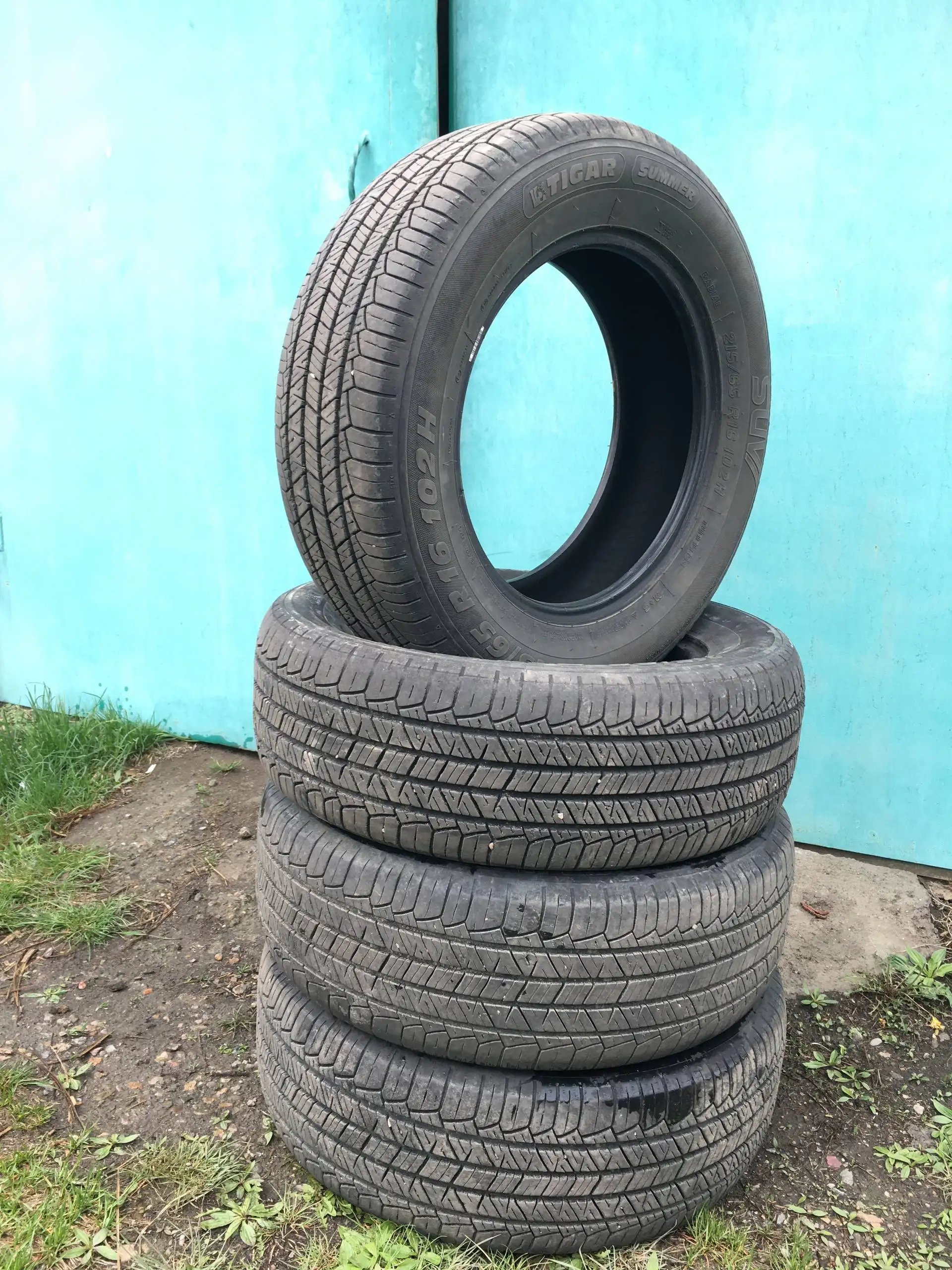 Продажа комплекта резины - Шины и диски (Авто) в Иркутск