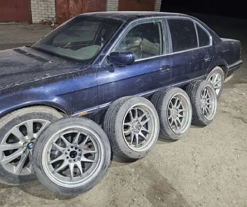 Work cr p2 колеса на зиму - Колёса и шины (Авто) в Иркутск