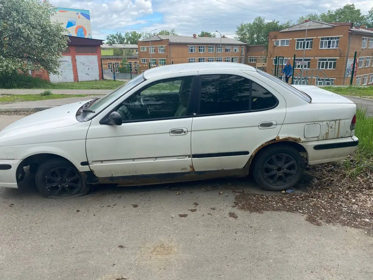 Продам не на ходу - Запчасти (Авто) в Иркутск