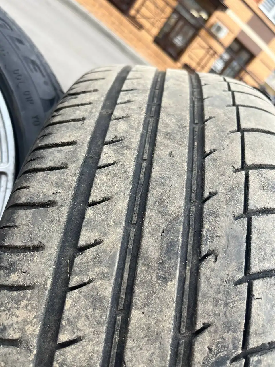 Диски R17 5x100 ET48 7J + резина Triangle - Запчасти в Иркутск
