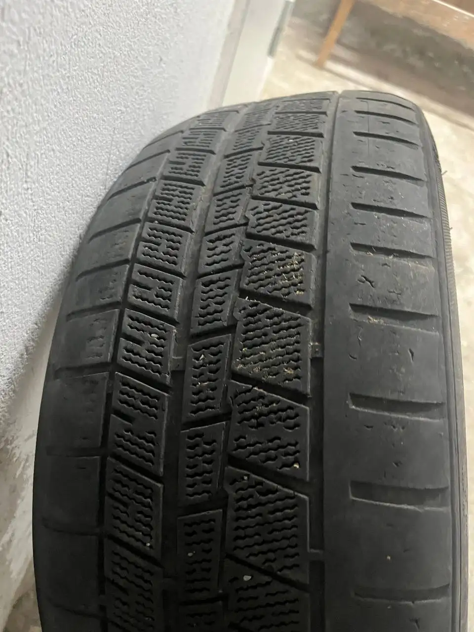 Шины 205/50 R17 на докат 3 штуки - Шины и диски (Запчасти) в Иркутск