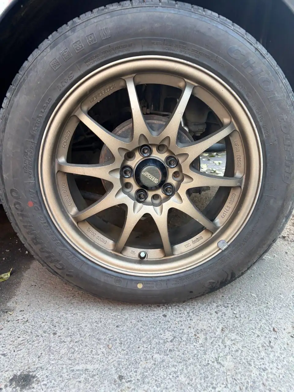 Диски SSW SA200 R16 с резиной 215/55 R16 - Диски и шины (Авто) в Иркутск