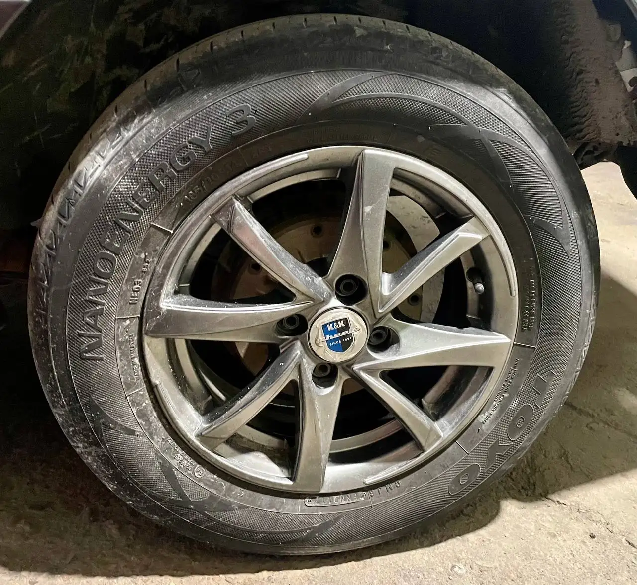 Продам комплект литья R14 4x100 на летней резине - Запчасти в Иркутск