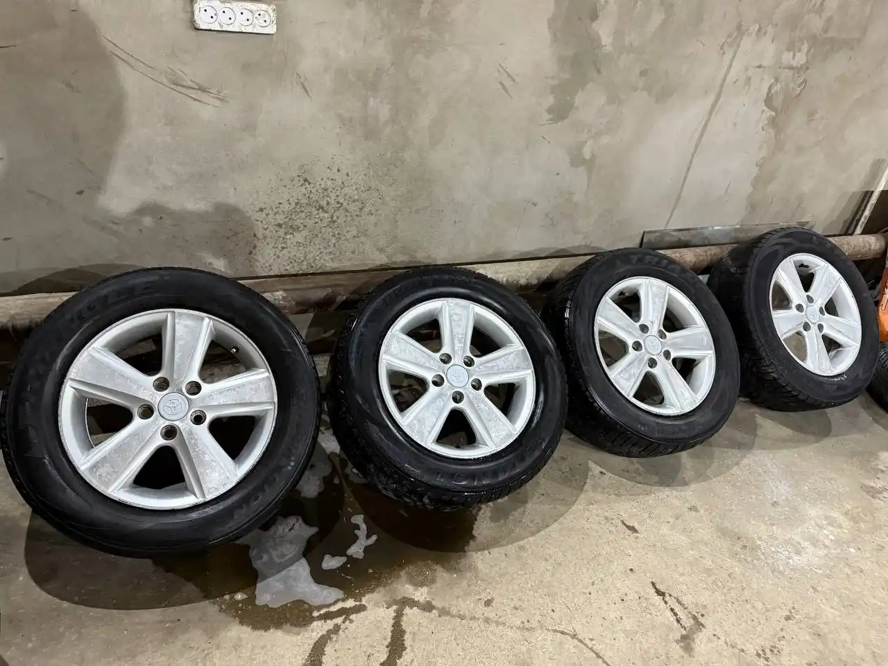 R16 5x114.3 Резина два болона на докат
