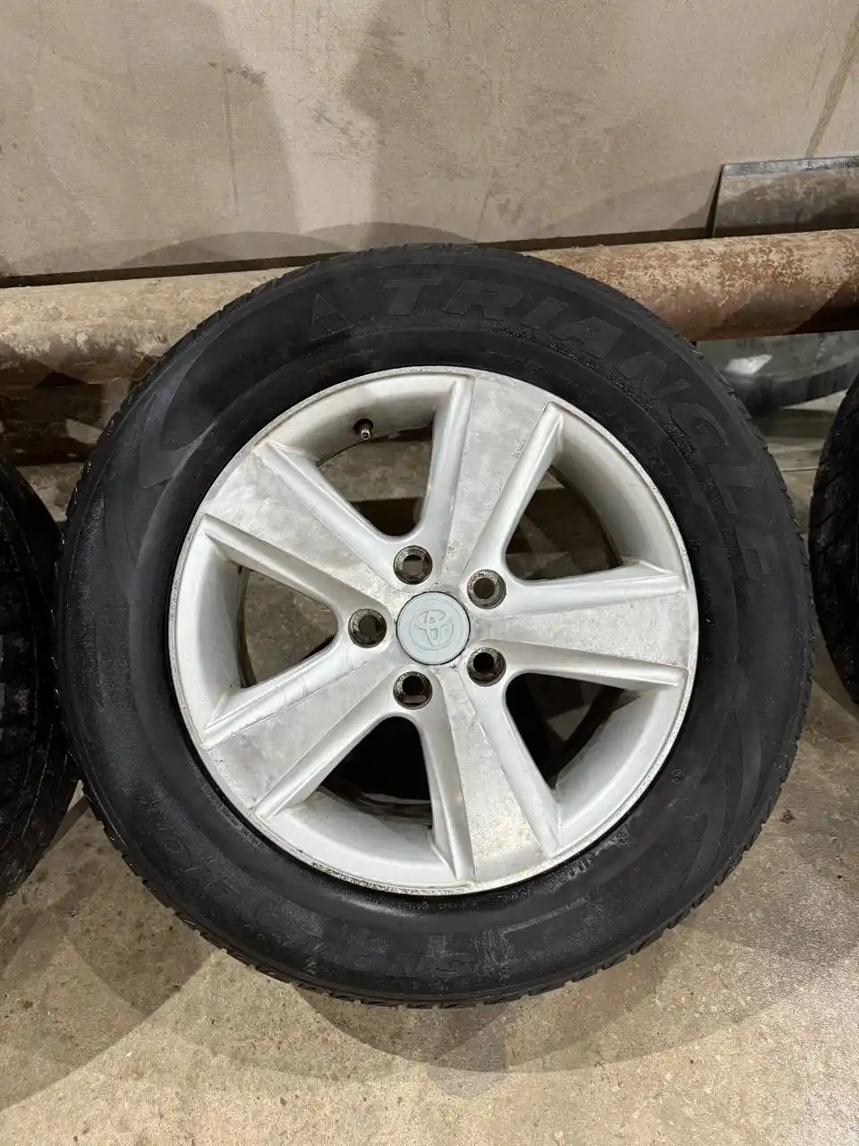 R16 5x114.3 Резина два болона на докат