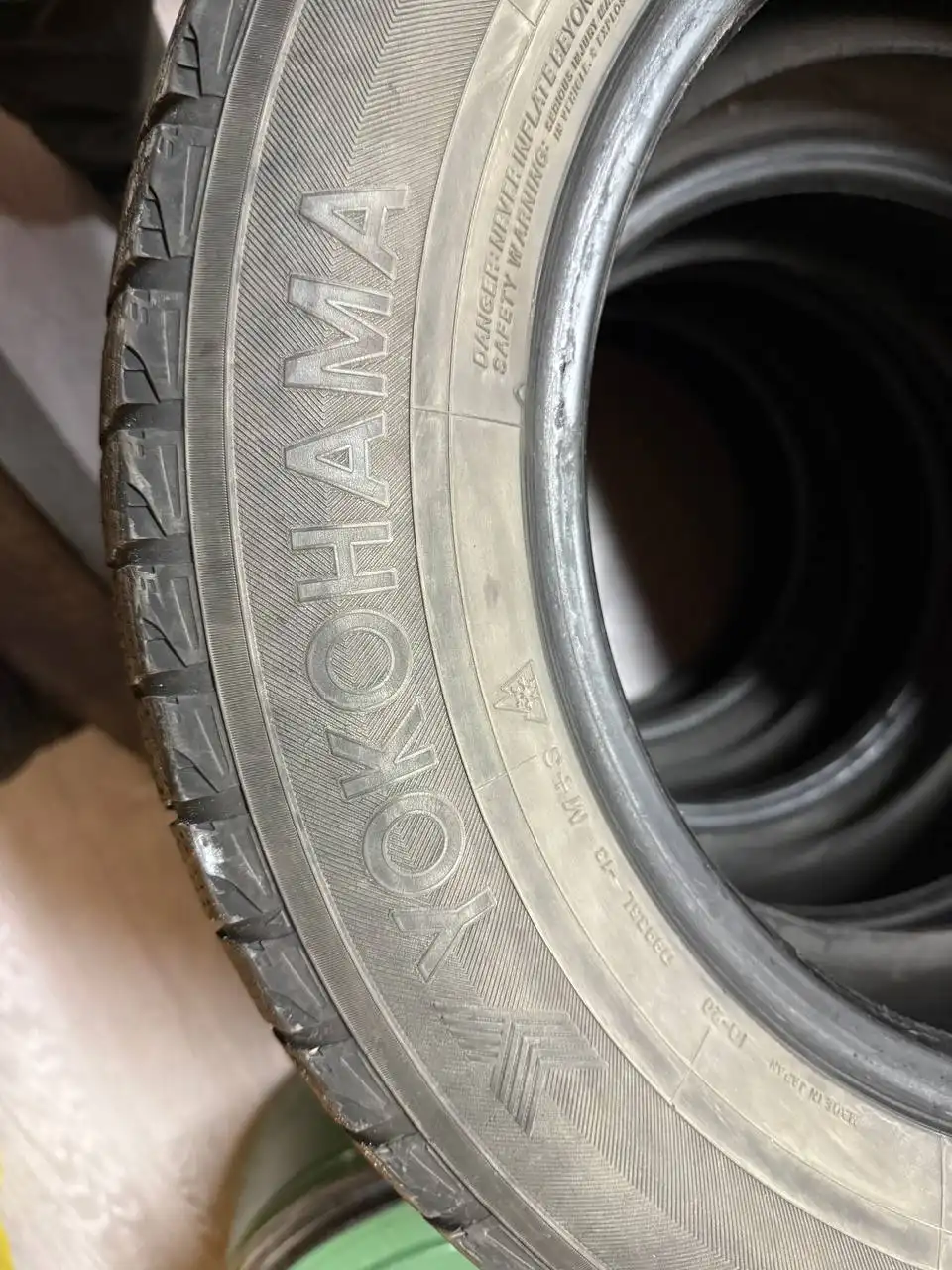 Продажа резины Yokohama R15