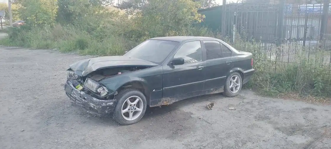 Продажа БМВ 3 серии E36 1.8 механика после ДТП