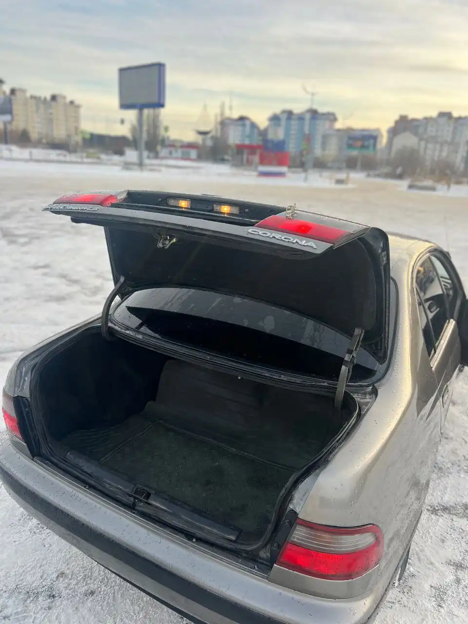 Продажа Toyota Corona 1995 года