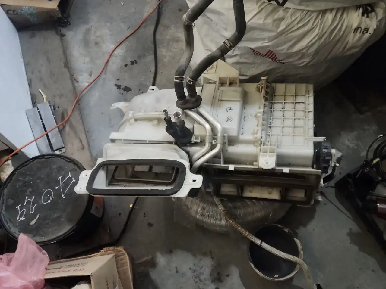 Запчасти для Алина 240: печка, панель приборов, торпеда