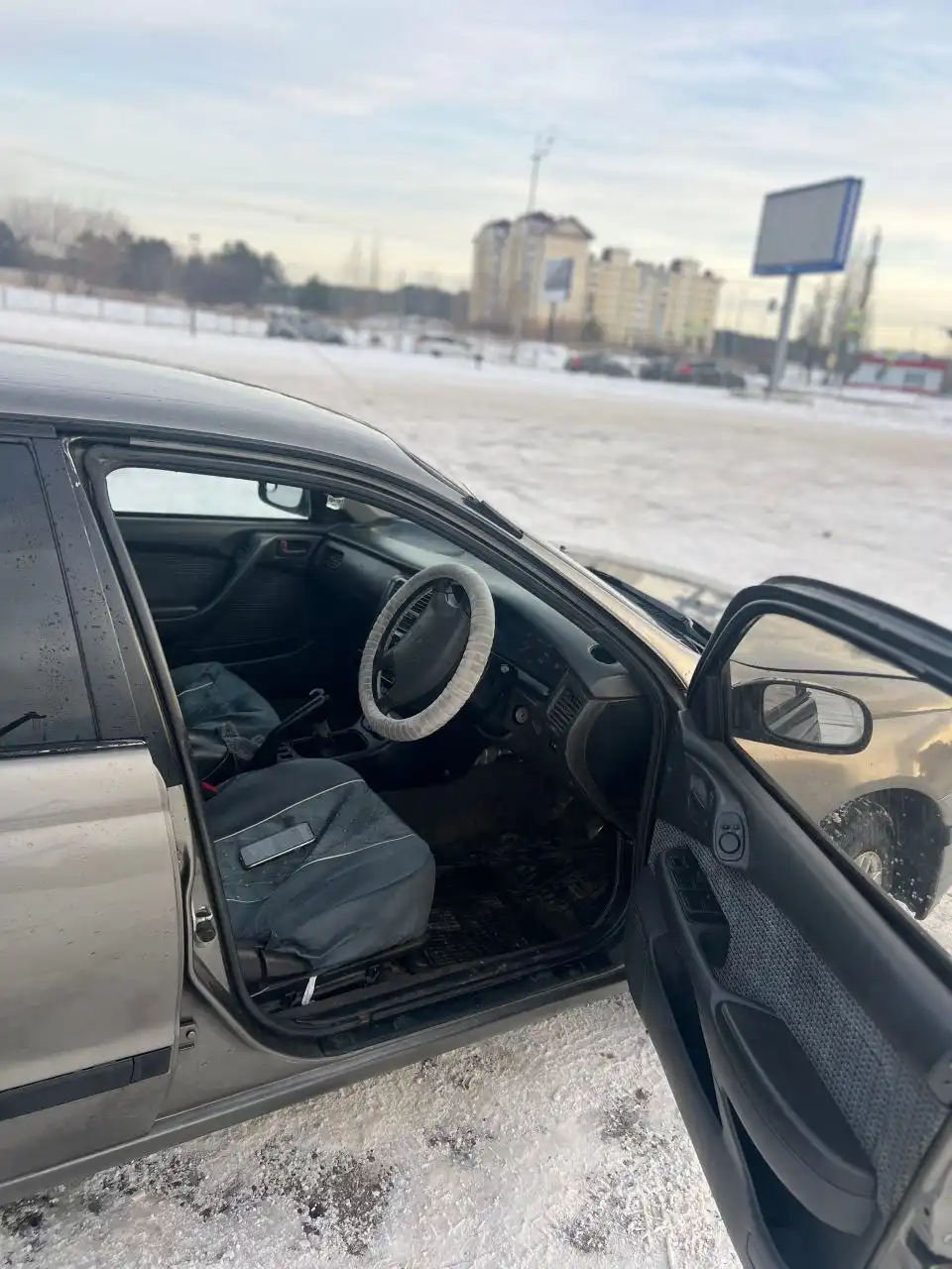 Toyota Corona 1995 года, 1.6л, МКПП