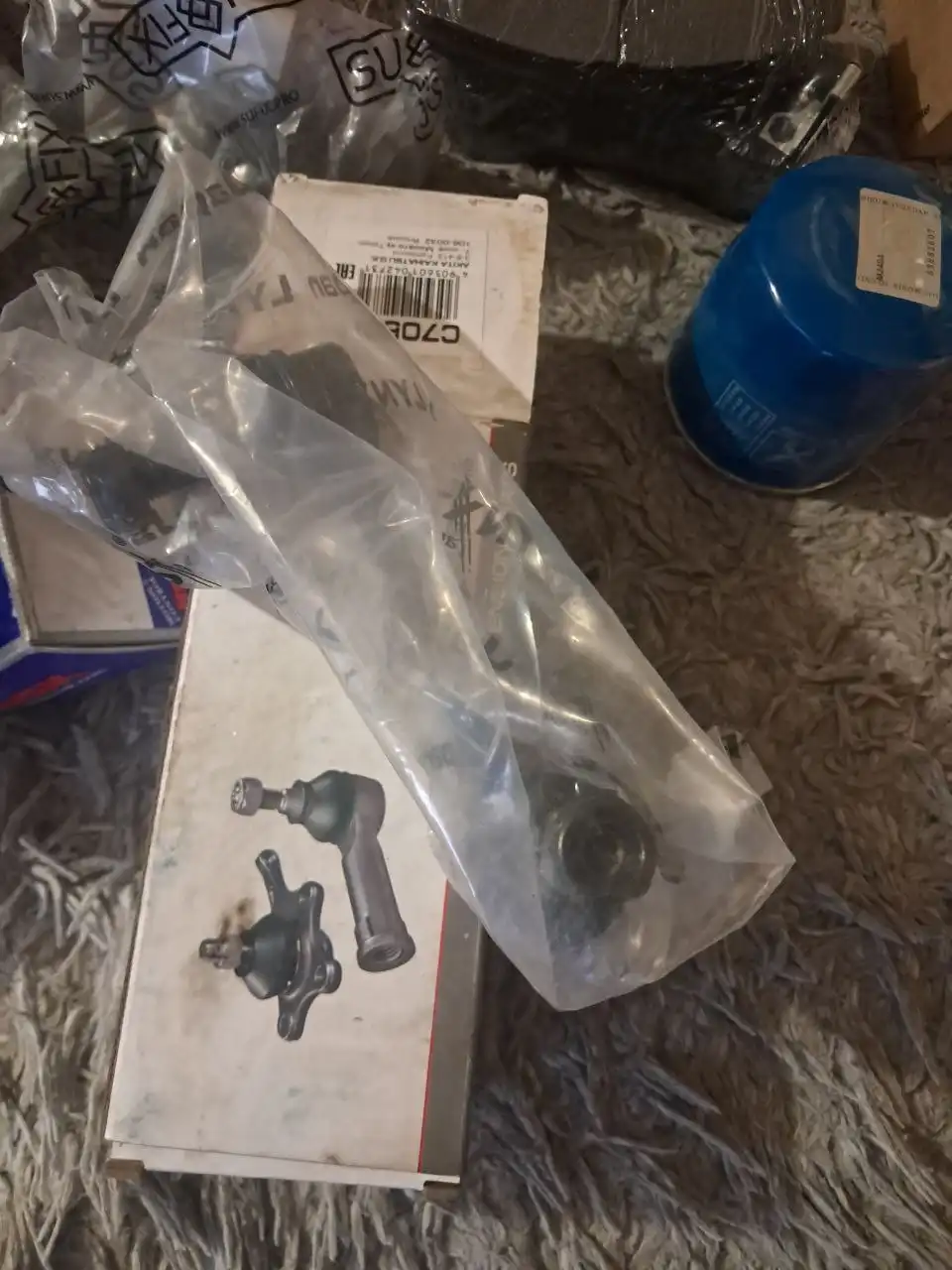 Новые запчасти на Mazda Capella 1998-2002 двигатель FP