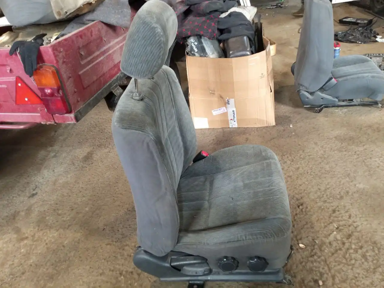 Комплект сидений для авто