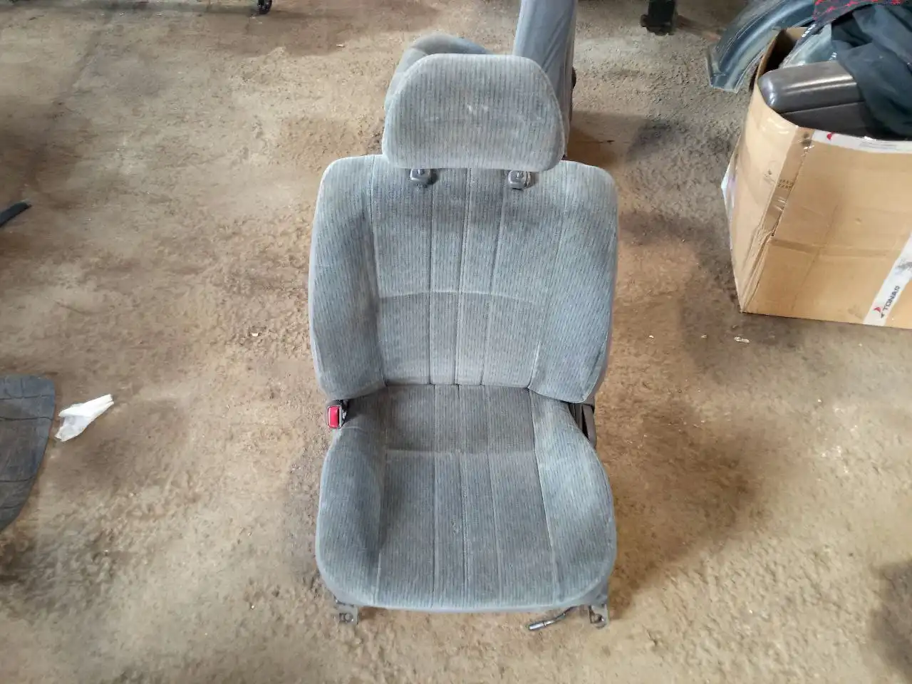 Комплект сидений для авто