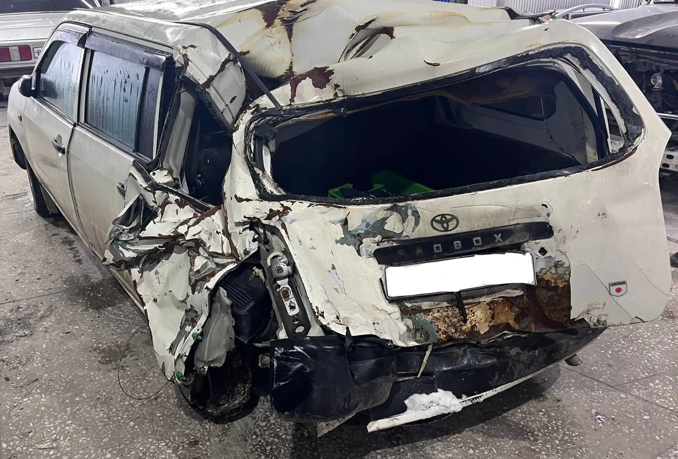 Toyota Probox 2003 года в разборе