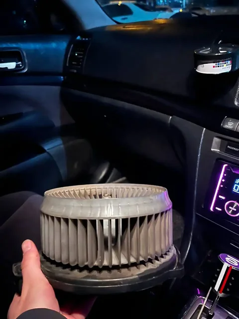 Моторчик печки Марк 110 2000 об/мин - частное объявление в Иркутск