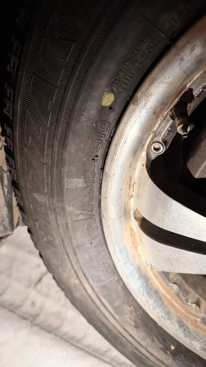 Комплект колес 195/65/15 4/100 с зимней резиной