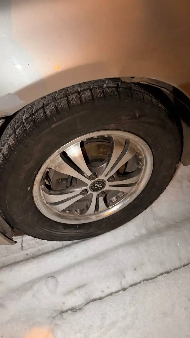 Комплект колес 195/65/15 4/100 с зимней резиной