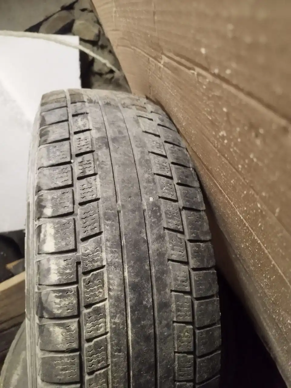 Шины Данлоп 215/70/16 и рейлинги