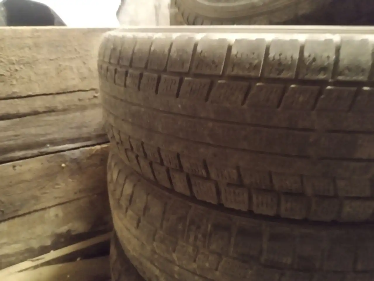 Шины Данлоп 215/70/16 и рейлинги