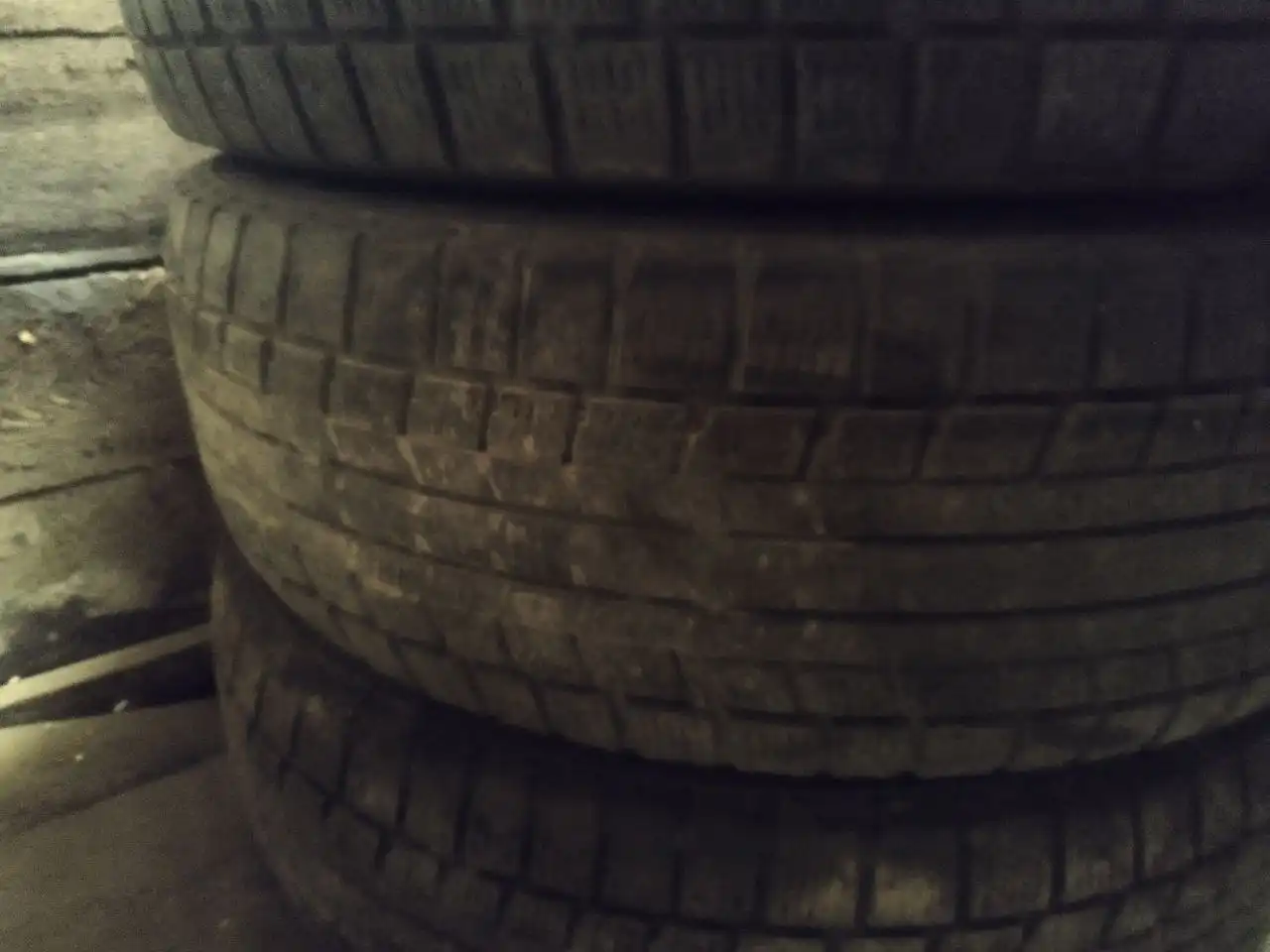 Шины Данлоп 215/70/16 и рейлинги
