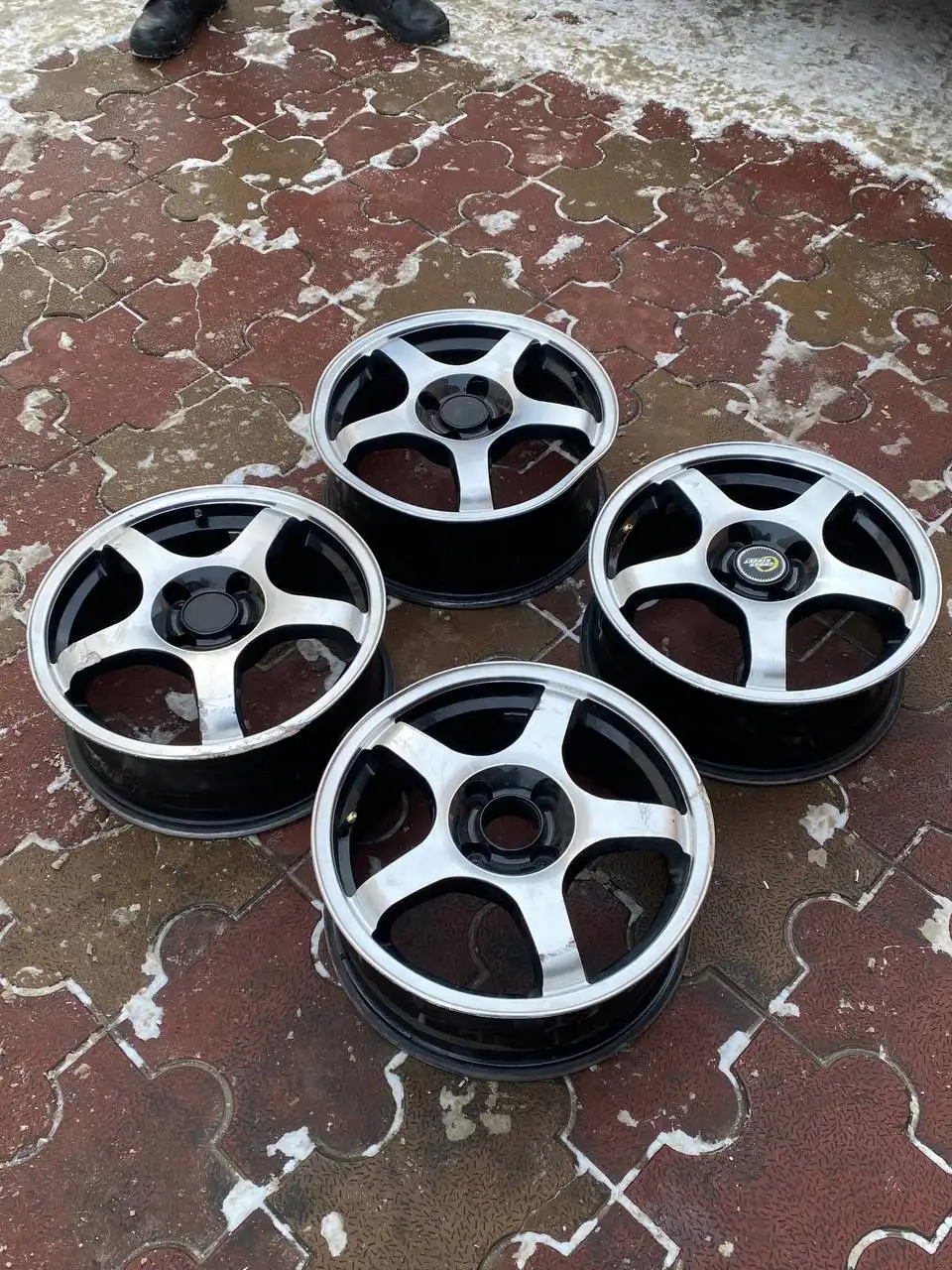 Продам диски R15 6J 4x100