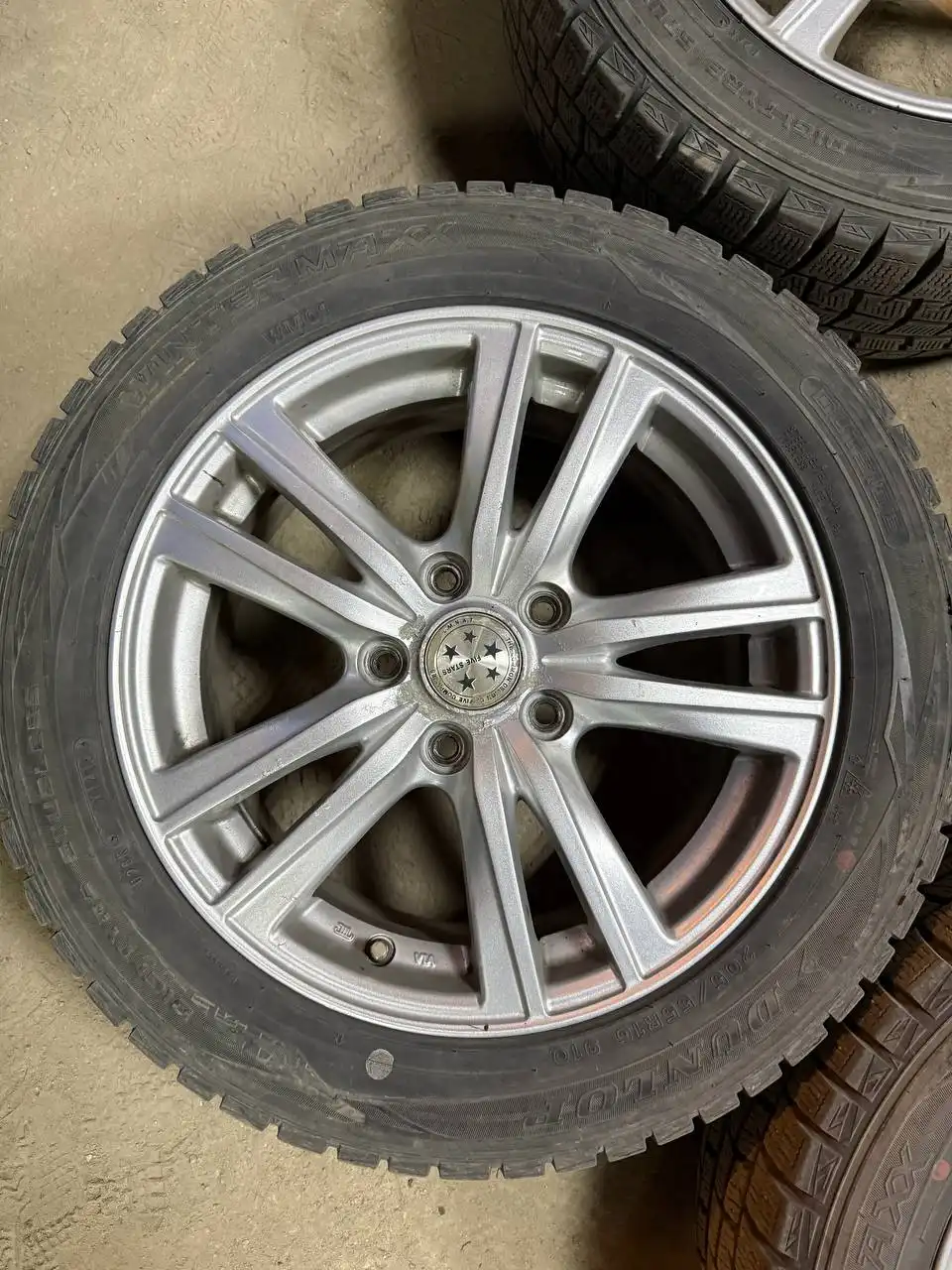 Продажа колес 205/55/16 с дисками и резиной