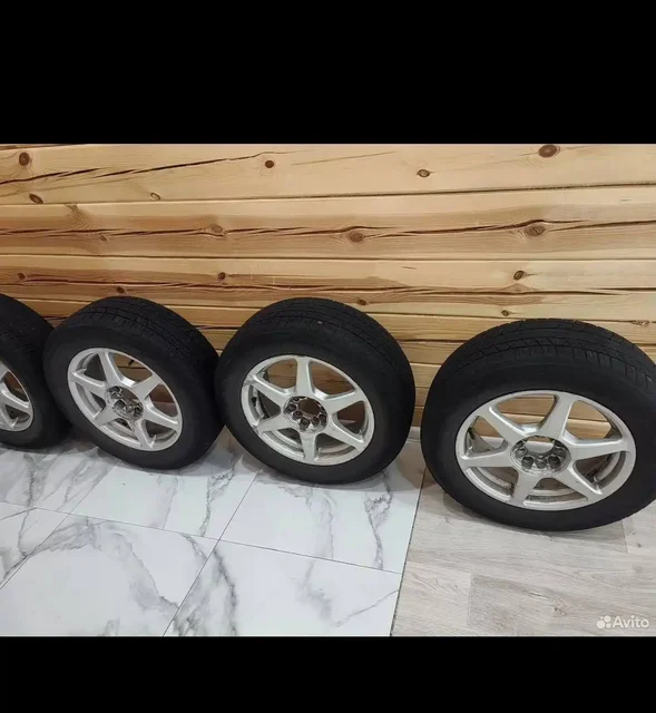 Продам комплект колес R16 на зимней резине Triangle - Колеса, диски в Иркутск