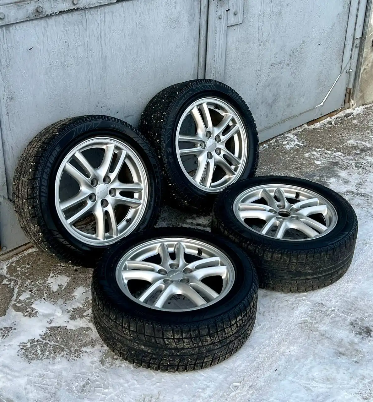 Комплект японских колес R16 5*100 с зимней резиной - Колеса и диски (Запчасти) в Иркутск