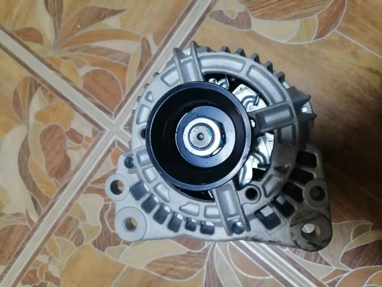 Генератор на легковые автомобили Audi, Skoda, Volkswagen - Автозапчасти для легковых автомобилей (Запчасти) в Иркутск