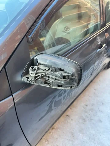 Продажа крышки на зеркало Тойота Королла 2008 - Колеса, диски в Иркутск