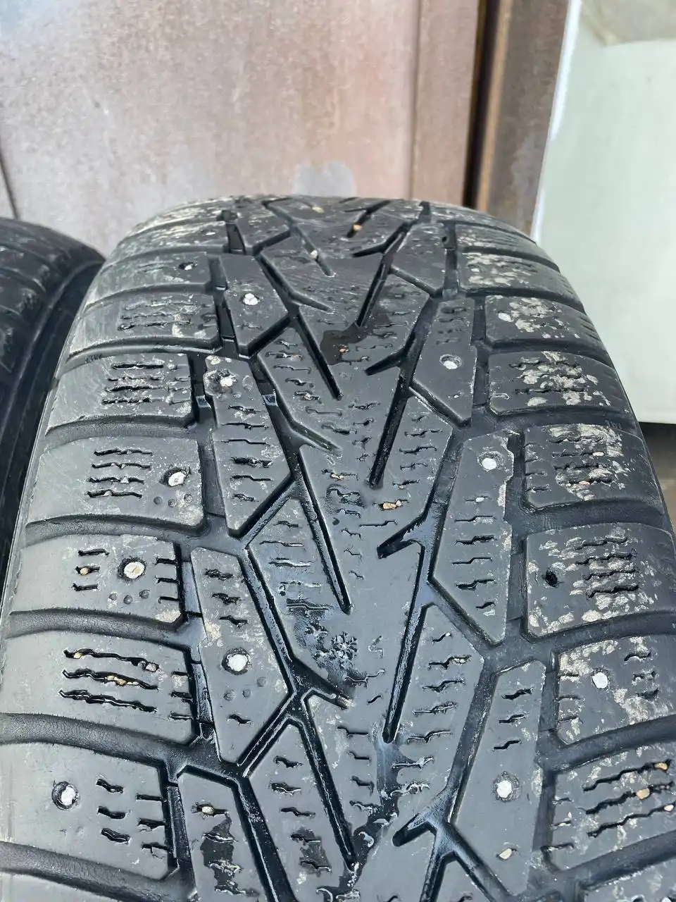 Нокиан Хакапелита7 215/60 R17 шина - Шины и диски (Запчасти) в Иркутск