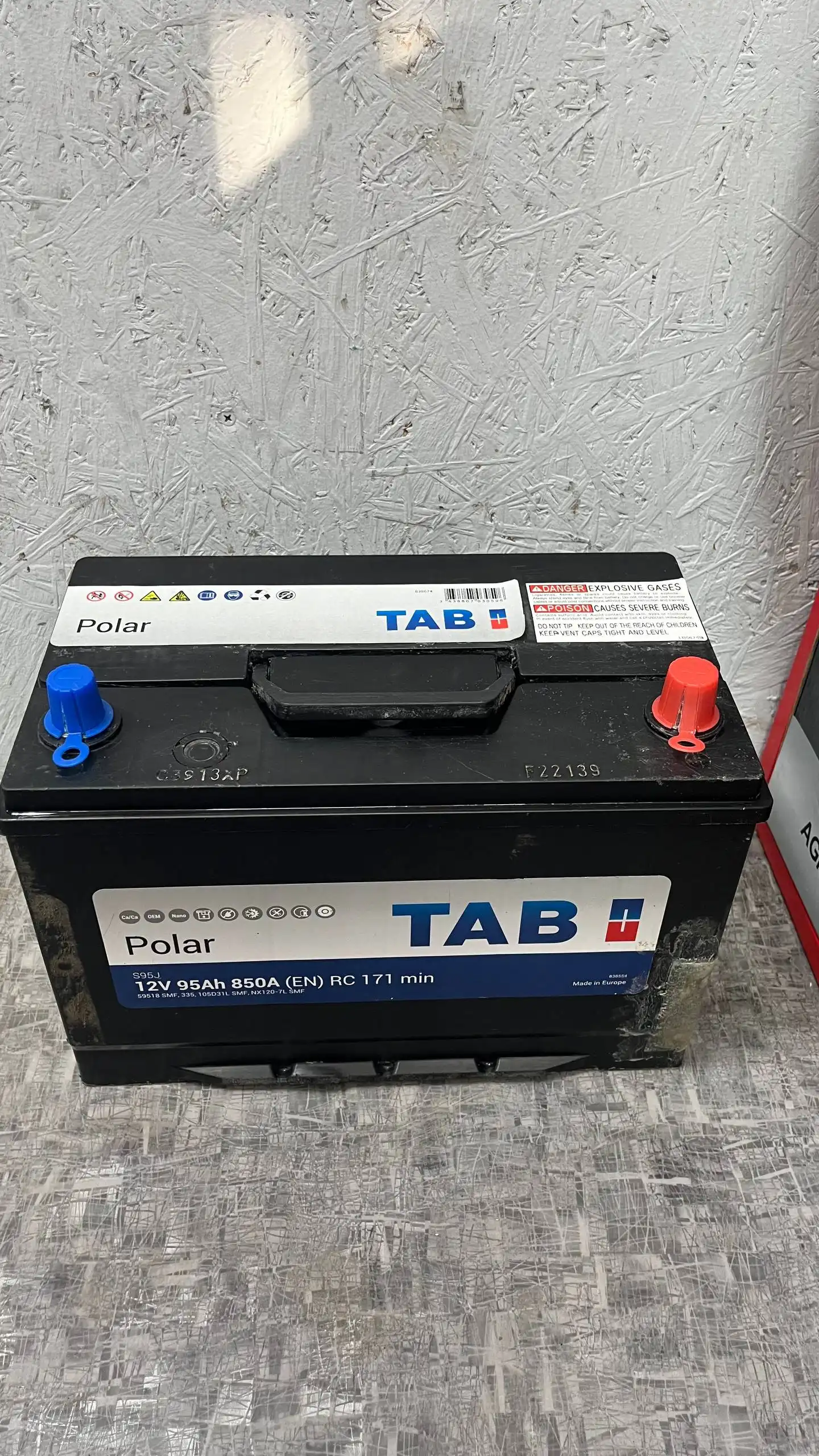 Аккумулятор Tab 95a/h обратная полярность - Автомобильные аккумуляторы (Запчасти) в Иркутск