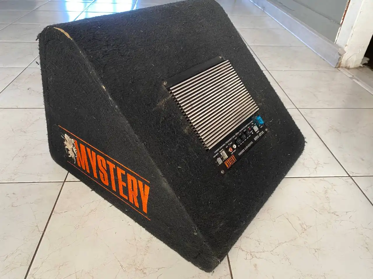 Продам активный саб - Автозвук (Запчасти) в Иркутск