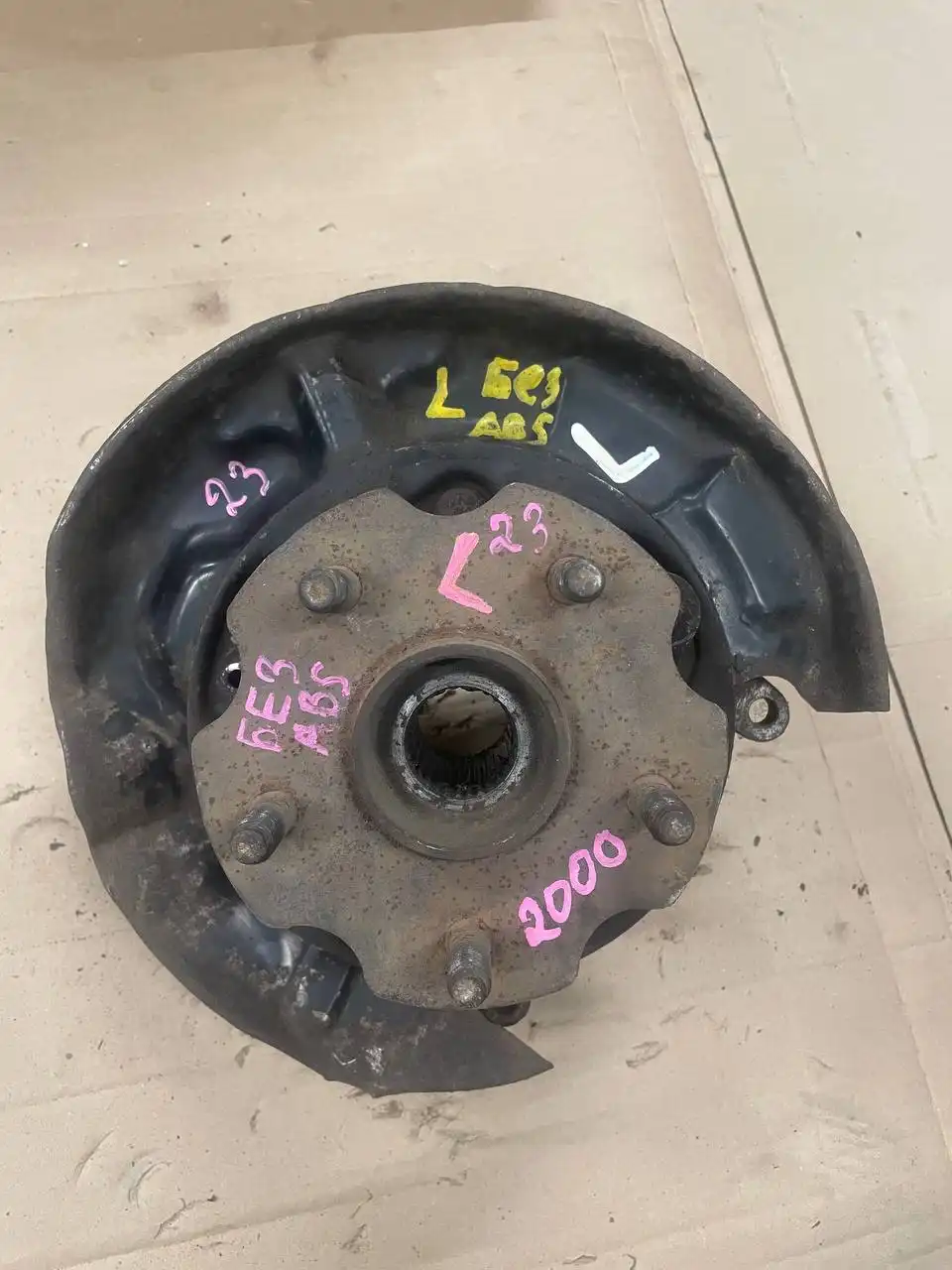 Задние ступицы 90/100 кузов - Автозапчасти (Запчасти) в Иркутск