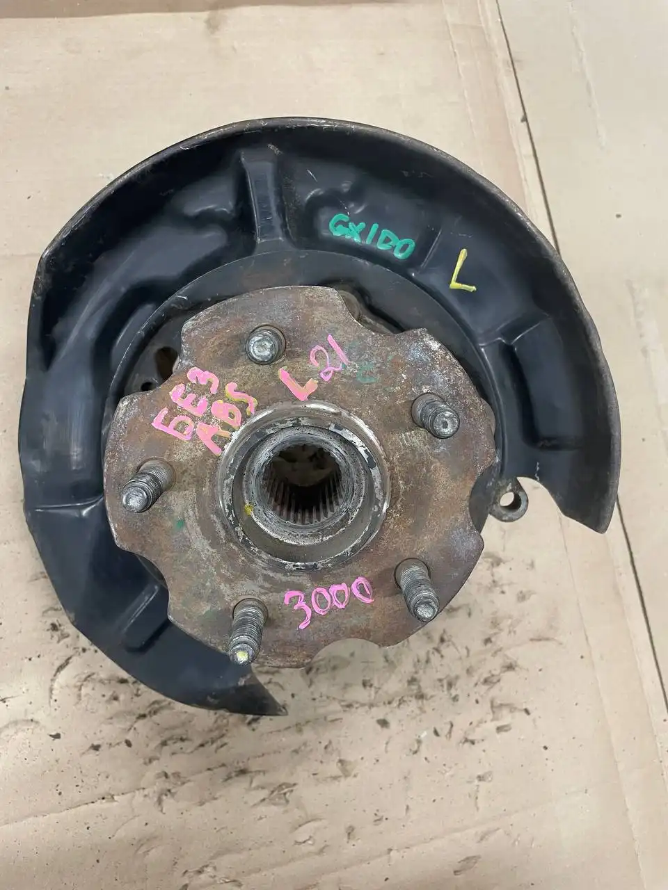 Задние ступицы 90/100 кузов - Автозапчасти (Запчасти) в Иркутск