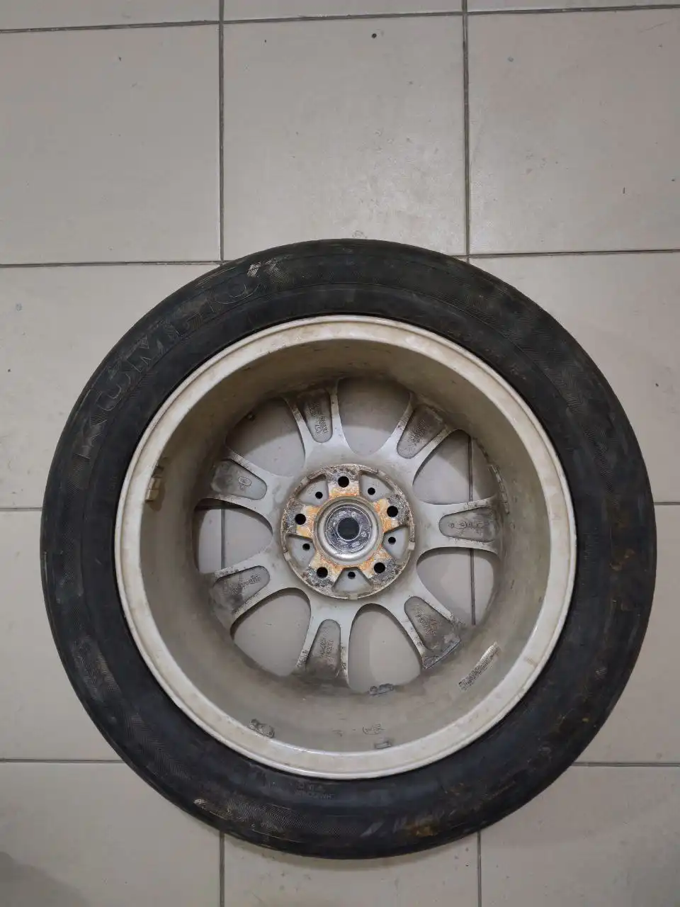 Продажа колеса 195/55/R16 - Колеса и диски (Запчасти) в Иркутск