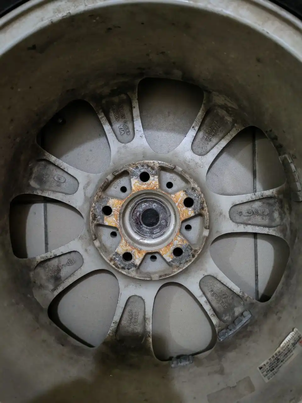 Продажа колеса 195/55/R16 - Колеса и диски (Запчасти) в Иркутск