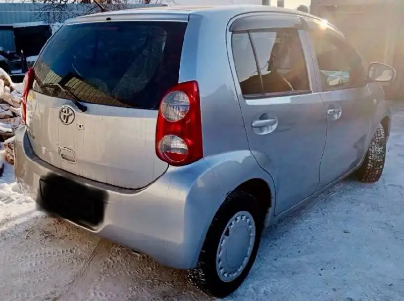 Продам Toyota Passo 2010 года