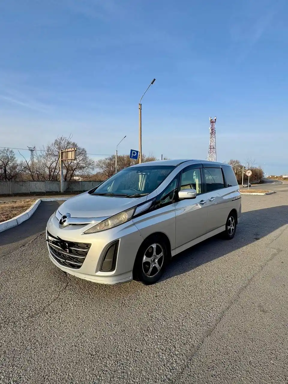 Автомобиль на полном ходу