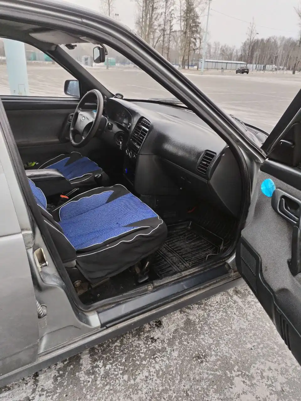 Продажа автомобиля ВАЗ 2112 2007 года выпуска