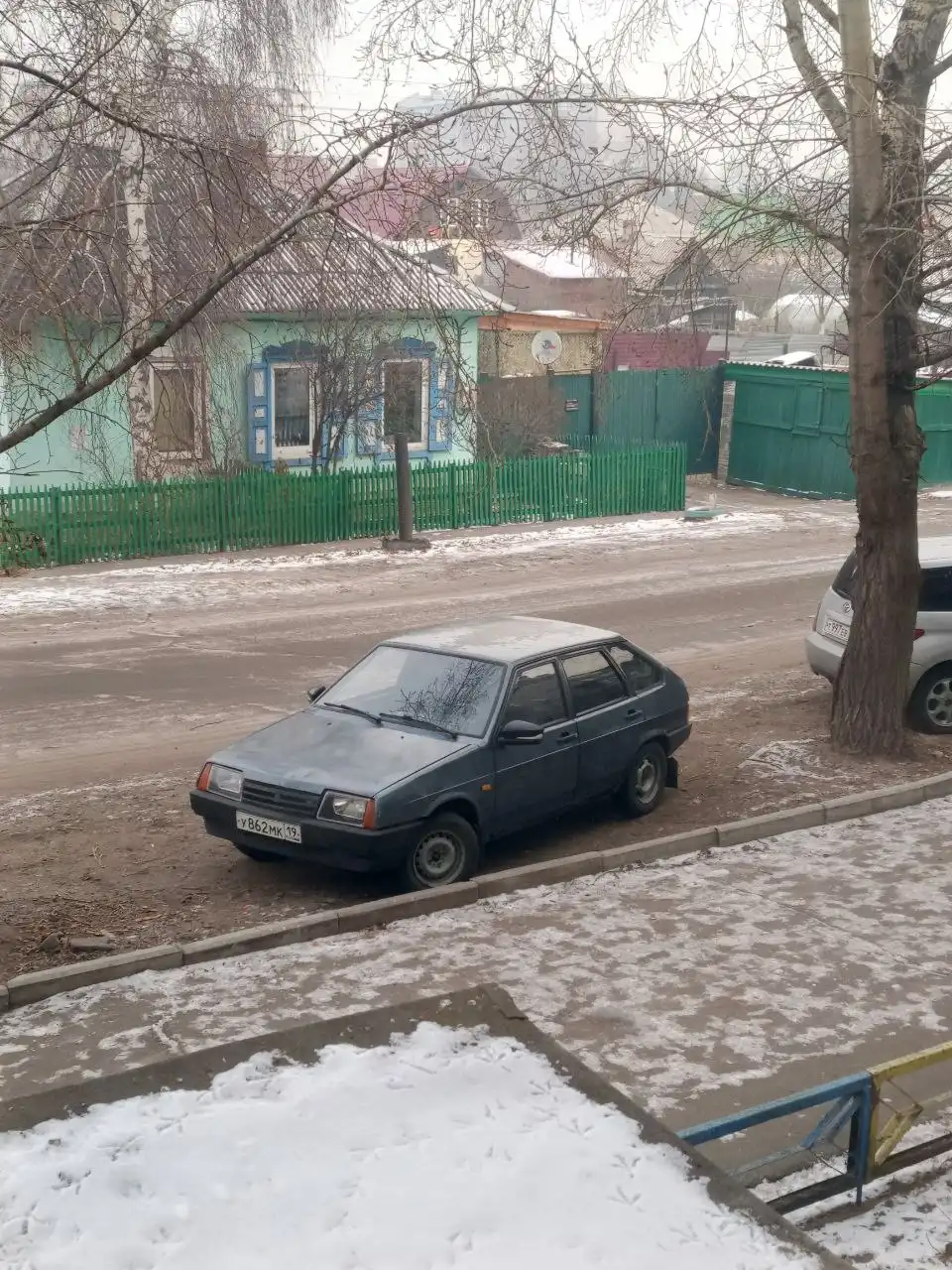 Продажа автомобиля 2001 года с карбюратором