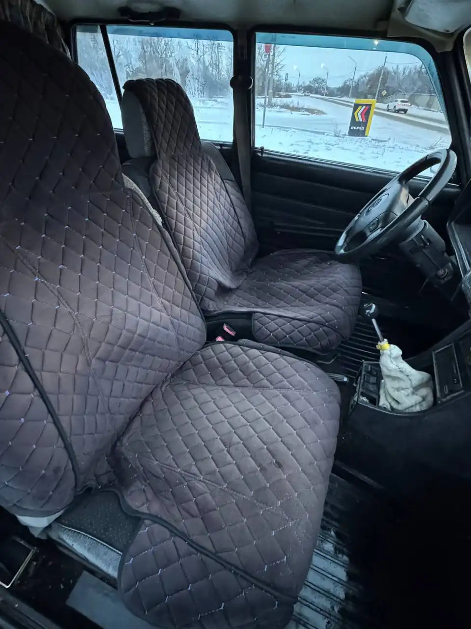 Продается автомобиль 2003 года выпуска