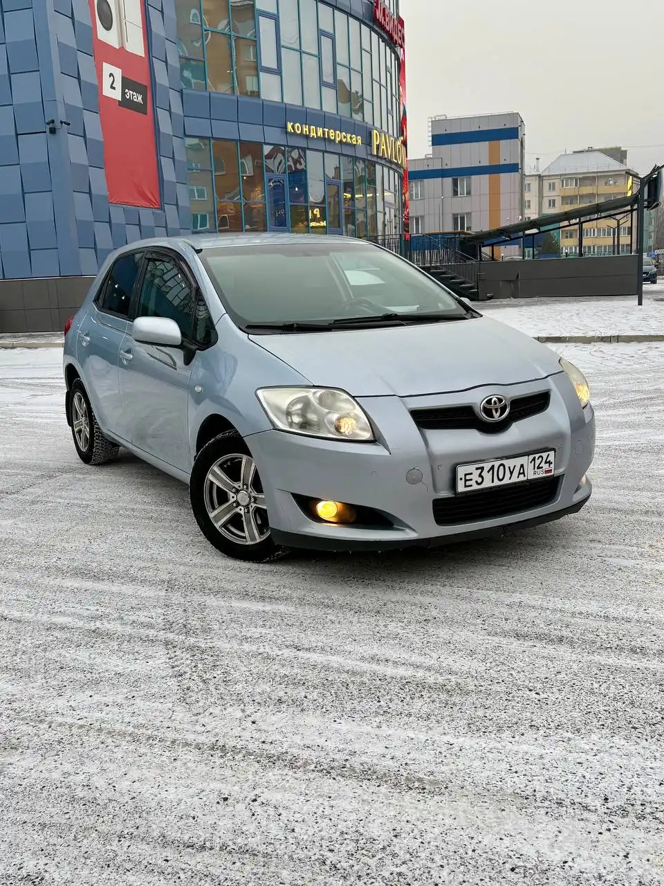 Продажа автомобиля Toyota Corolla 2008 года в Абакане