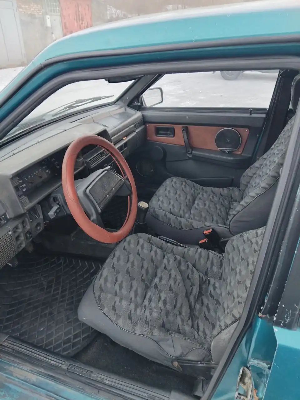 Продажа ВАЗ 21099 1999 года - Легковые автомобили (Авто) в Абакан