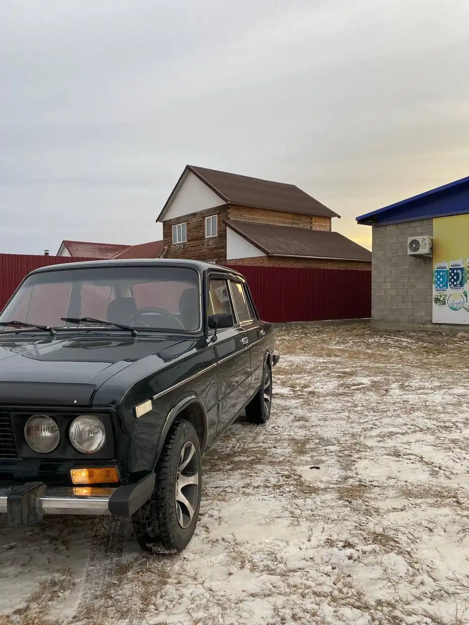 Автомобиль 2004 года на полном ходу - Авто в Абакан