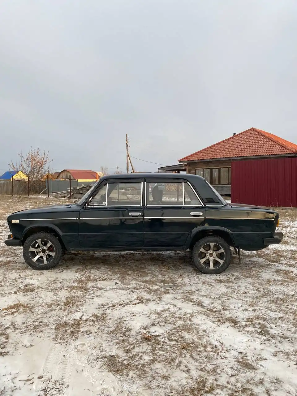 Автомобиль 2004 года на полном ходу - Авто в Абакан